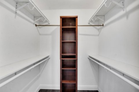 Touwnhouse à louer à Pembroke Pines, Floride: 3 chambres, 129.97 m2 № 2086075 - photo 9