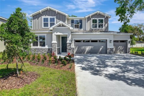 Casa en venta en Mount Dora, Florida, 5 dormitorios, 260.13 m2 № 1650342 - foto 2