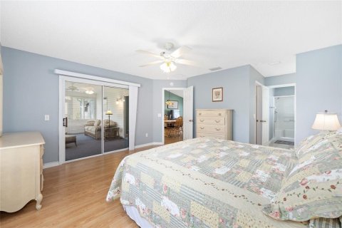 House in The Villages, Florida 2 bedrooms, 106.09 sq.m. № 1905504 - photo 19