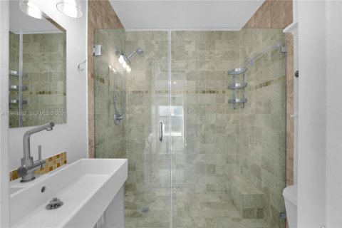 Touwnhouse à vendre à Hollywood, Floride: 4 chambres, 210.42 m2 № 2059310 - photo 20