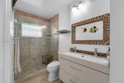 Touwnhouse à vendre à Hollywood, Floride: 4 chambres, 210.42 m2 № 2059310 - photo 10