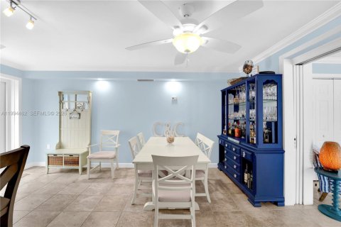 Touwnhouse à vendre à Hollywood, Floride: 4 chambres, 210.42 m2 № 2059310 - photo 25