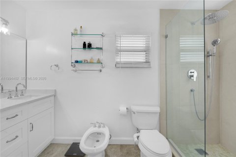 Touwnhouse à vendre à Hollywood, Floride: 4 chambres, 210.42 m2 № 2059310 - photo 17