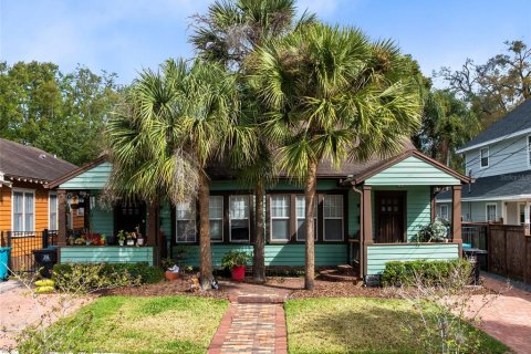 Propiedad comercial en Orlando, Florida 2 dormitorios, 165.92 m2 № 2114153