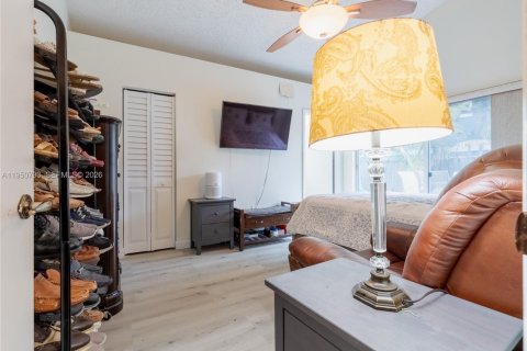 Снять в аренду виллу или дом в Санрайз, Флорида 3 спальни, 106.47м2, № 2006032 - фото 26