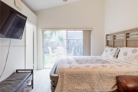 Снять в аренду виллу или дом в Санрайз, Флорида 3 спальни, 106.47м2, № 2006032 - фото 29