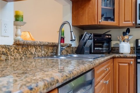 Снять в аренду виллу или дом в Санрайз, Флорида 3 спальни, 106.47м2, № 2006032 - фото 16