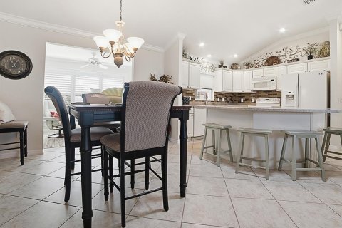 Casa en venta en The Villages, Florida, 3 dormitorios, 144.83 m2 № 2429133 - foto 7