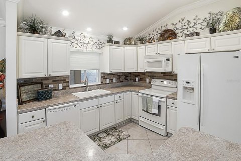 Casa en venta en The Villages, Florida, 3 dormitorios, 144.83 m2 № 2429133 - foto 4