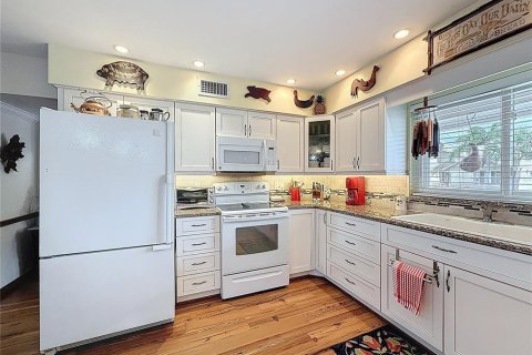 Casa en venta en Palm Harbor, Florida, 4 dormitorios, 238.2 m2 № 1724698 - foto 14