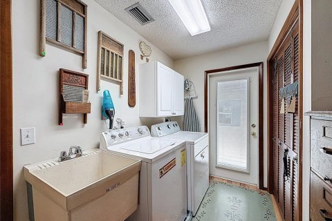 Casa en venta en Palm Harbor, Florida, 4 dormitorios, 238.2 m2 № 1724698 - foto 28