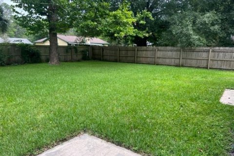 House in Gainesville, Florida 3 bedrooms, 107.58 sq.m. № 2210445 - photo 16