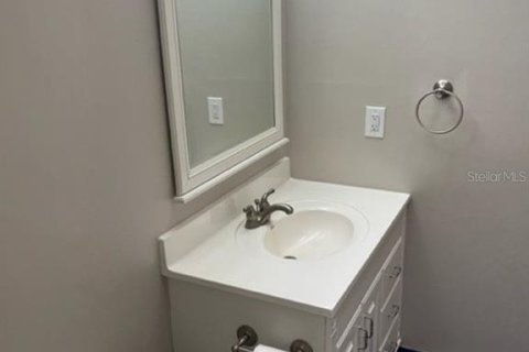 House in Gainesville, Florida 3 bedrooms, 107.58 sq.m. № 2210445 - photo 13