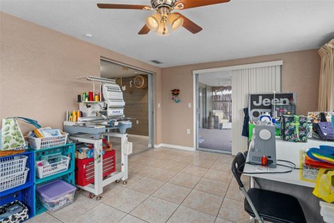 Villa ou maison à vendre à Holiday, Floride: 2 chambres, 125.98 m2 № 2398458 - photo 8