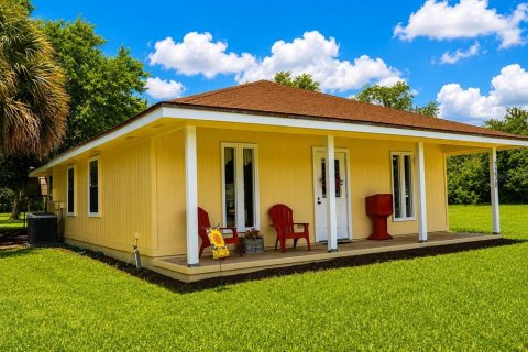 Commercial property in Hawthorne, Florida 93.65 sq.m. № 2277902