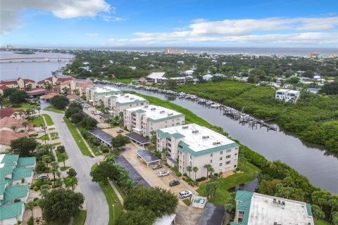 Condominio en venta en New Smyrna Beach, Florida, 2 dormitorios, 156.17 m2 № 1366942 - foto 4