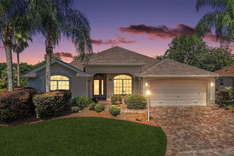 Casa en venta en The Villages, Florida, 3 dormitorios, 193.7 m2 № 1879289 - foto 1