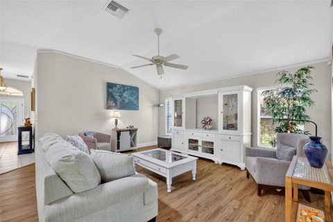 Casa en venta en The Villages, Florida, 3 dormitorios, 193.7 m2 № 1879289 - foto 9
