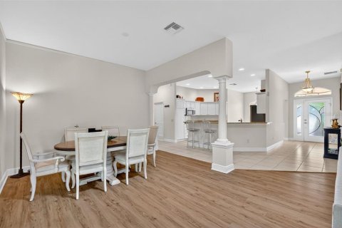 Casa en venta en The Villages, Florida, 3 dormitorios, 193.7 m2 № 1879289 - foto 14
