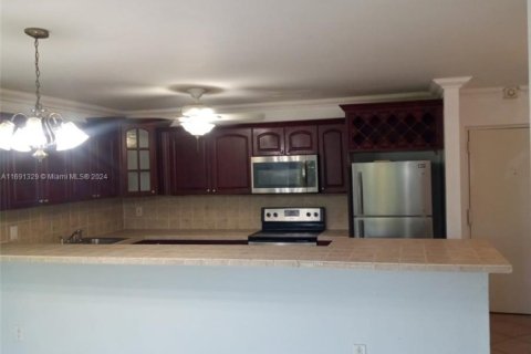 Copropriété à louer à Homestead, Floride: 2 chambres, 99.87 m2 № 1960011 - photo 5