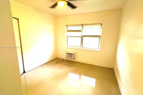 Condo in Miami Beach, Florida, 1 bedroom  № 1975372 - photo 6
