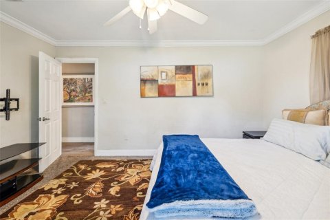 House in Saint Petersburg, Florida 4 bedrooms, 202.53 sq.m. № 1743642 - photo 23