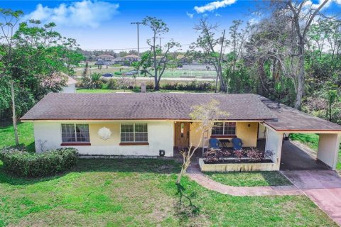 Casa en venta en Haines City, Florida, 3 dormitorios, 104.7 m2 № 1750678 - foto 1