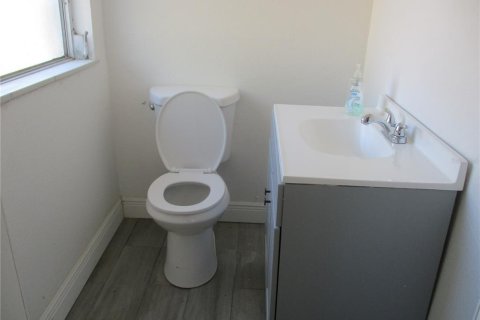 Casa en venta en New Port Richey, Florida, 2 dormitorios, 91.88 m2 № 1882957 - foto 12