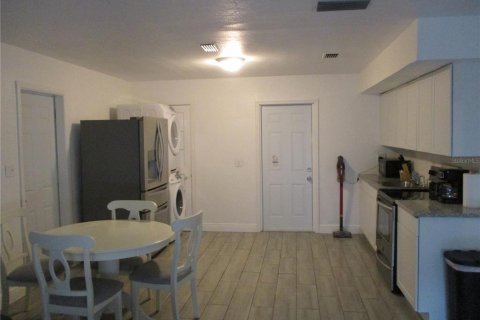 Casa en venta en New Port Richey, Florida, 2 dormitorios, 91.88 m2 № 1882957 - foto 5