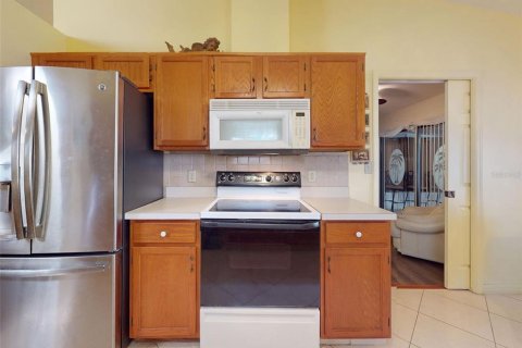 House in New Smyrna Beach, Florida 2 bedrooms, 116.59 sq.m. № 2234941 - photo 19