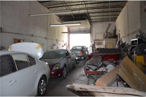 Propiedad comercial en venta en Pembroke Park, Florida № 2154634 - foto 4