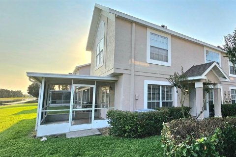 Townhouse in Brandon, Florida 2 bedrooms, 107.67 sq.m. № 2235201 - photo 22