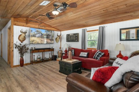 House in Inglis, Florida 5 bedrooms, 155.89 sq.m. № 1733849 - photo 6
