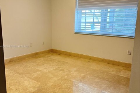 Villa ou maison à vendre à Doral, Floride: 4 chambres, 198.63 m2 № 1973995 - photo 24