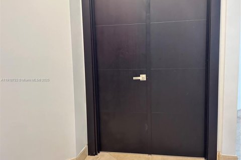 Villa ou maison à vendre à Doral, Floride: 4 chambres, 198.63 m2 № 1973995 - photo 17