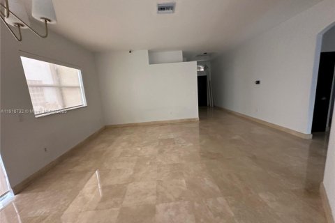 Villa ou maison à vendre à Doral, Floride: 4 chambres, 198.63 m2 № 1973995 - photo 26