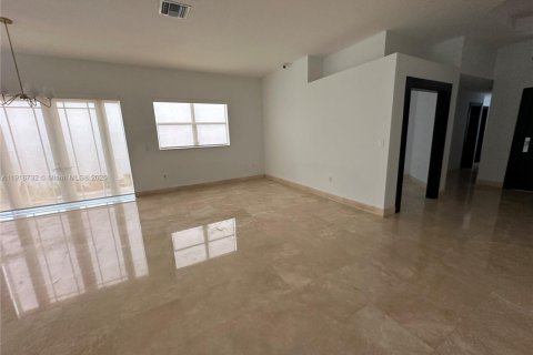 Villa ou maison à vendre à Doral, Floride: 4 chambres, 198.63 m2 № 1973995 - photo 23