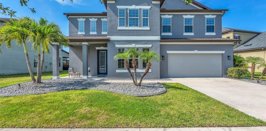 House in Riverview, Florida 5 bedrooms, 332.31 sq.m. № 1829878