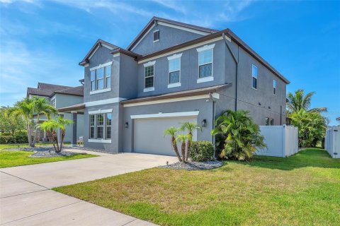 House in Riverview, Florida 5 bedrooms, 332.31 sq.m. № 1829878 - photo 2