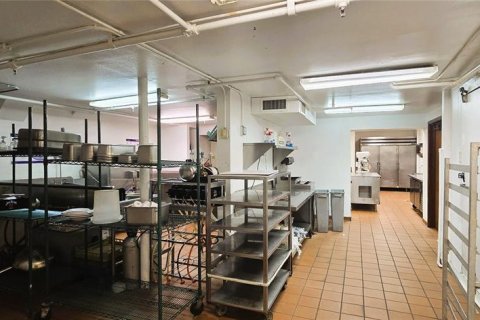 Снять в аренду коммерческую недвижимость в Лейк-Уэльс, Флорида 346.71м2, № 2150890 - фото 15