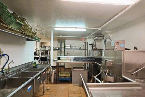 Снять в аренду коммерческую недвижимость в Лейк-Уэльс, Флорида 346.71м2, № 2150890 - фото 13