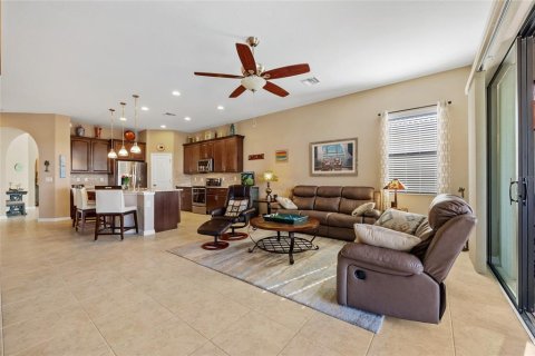 House in Venice, Florida 2 bedrooms, 176.51 sq.m. № 1719963 - photo 19