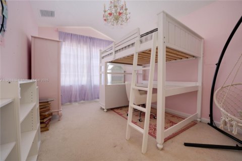 House in Delray Beach, Florida 3 bedrooms, 253.9 sq.m. № 1970356 - photo 28