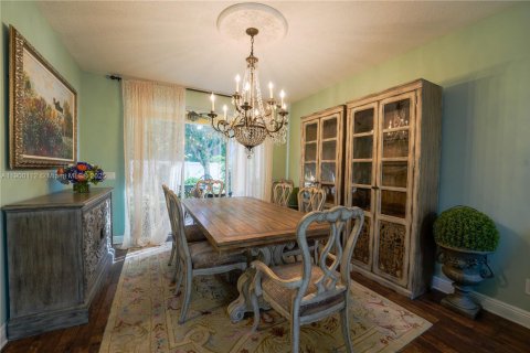 House in Delray Beach, Florida 3 bedrooms, 253.9 sq.m. № 1970356 - photo 7