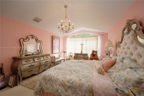 House in Delray Beach, Florida 3 bedrooms, 253.9 sq.m. № 1970356 - photo 19