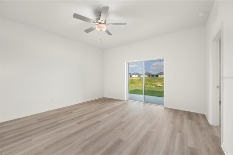 House in Lake Alfred, Florida 3 bedrooms, 135.54 sq.m. № 1902583 - photo 9