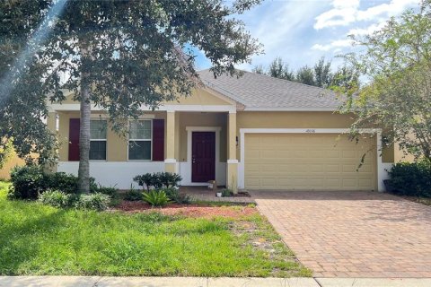 Villa ou maison à Clermont, Floride 4 chambres, 183.57 m2 № 2390863