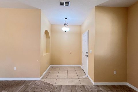 Villa ou maison à vendre à Clermont, Floride: 4 chambres, 183.57 m2 № 2390863 - photo 6