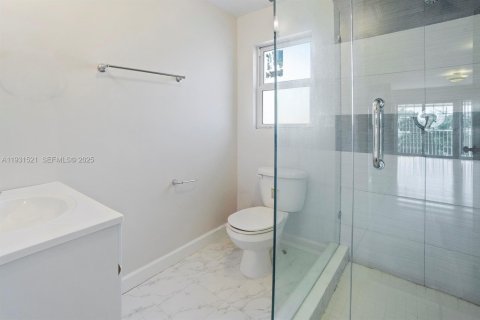 Villa ou maison à louer à Boca Raton, Floride: 6 chambres, 339 m2 № 1990313 - photo 20