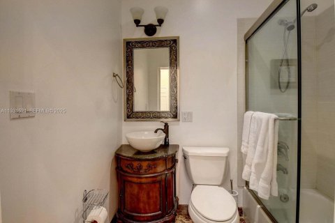 Villa ou maison à louer à Boca Raton, Floride: 6 chambres, 339 m2 № 1990313 - photo 22